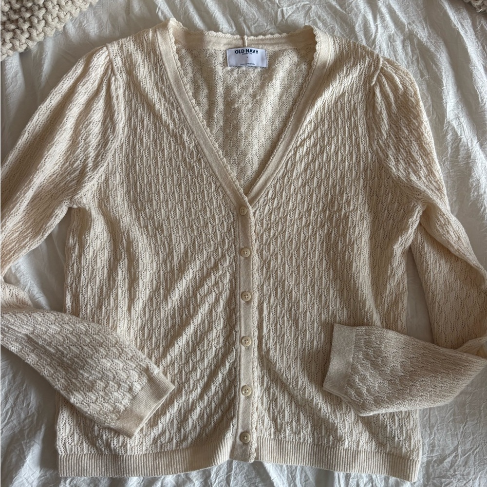 Old navy beautiful sweater